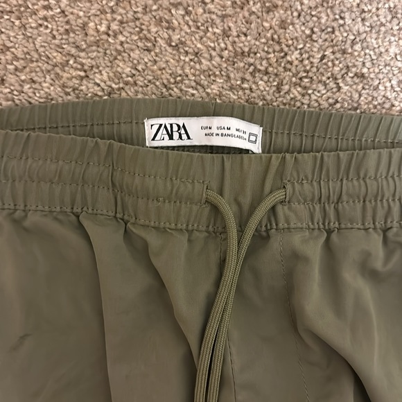 Zara Cargo Joggers - Picture 3 of 4